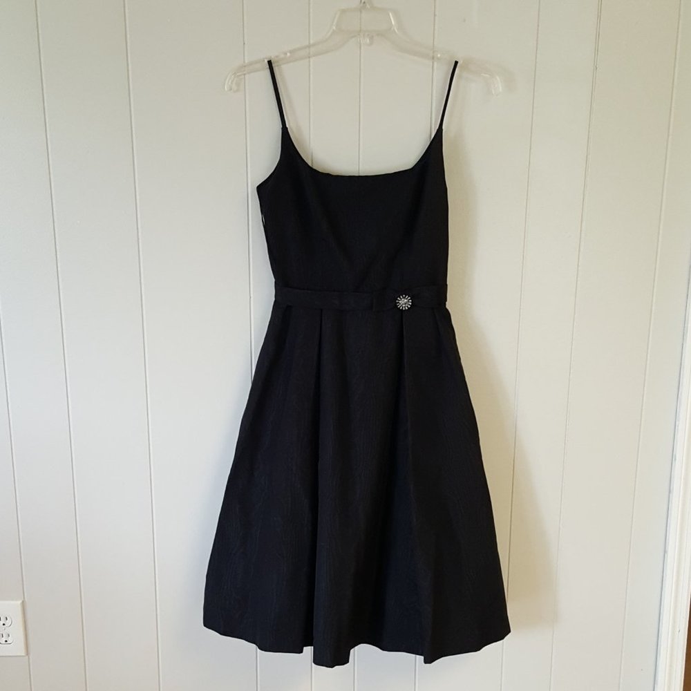 MAGGY LONDON COCKTAIL DRESS